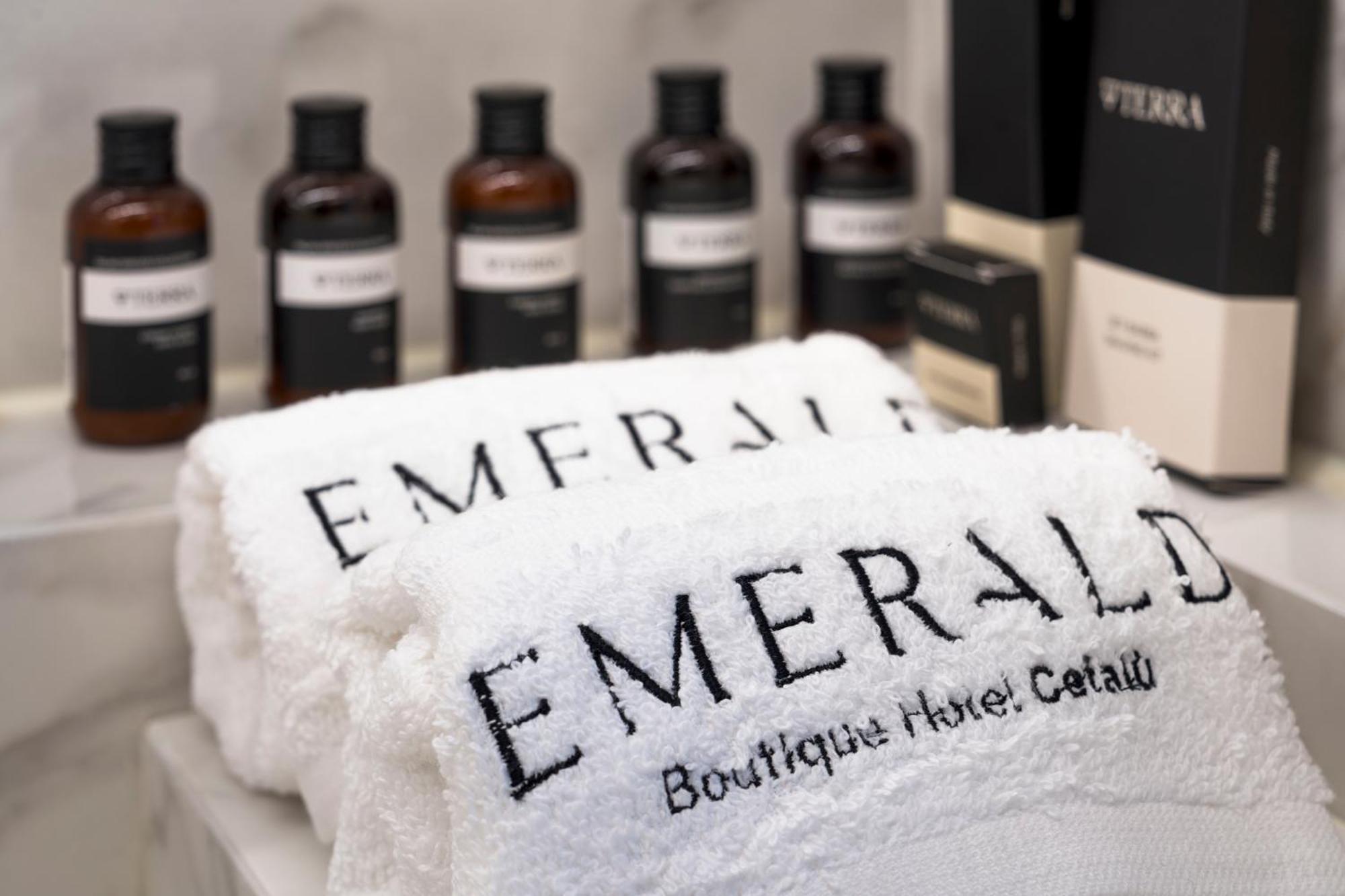 Emerald Hotel Residence Чефалу Екстериор снимка